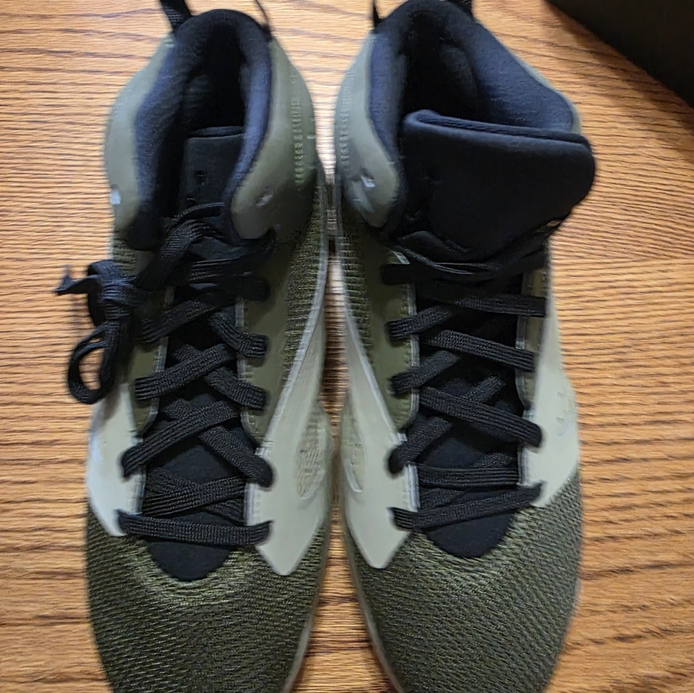 Size 10m/11.5w Jordan Lift Off Men's Olive Green High-Top Athletic Sneakers